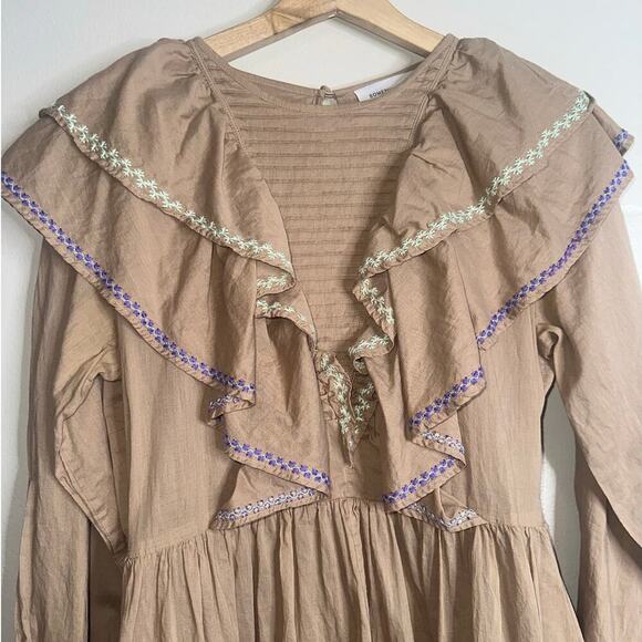 Something Navy Tan Embroidered Ruffle Long Sleeve Dress Size Small - Picture 5 of 9